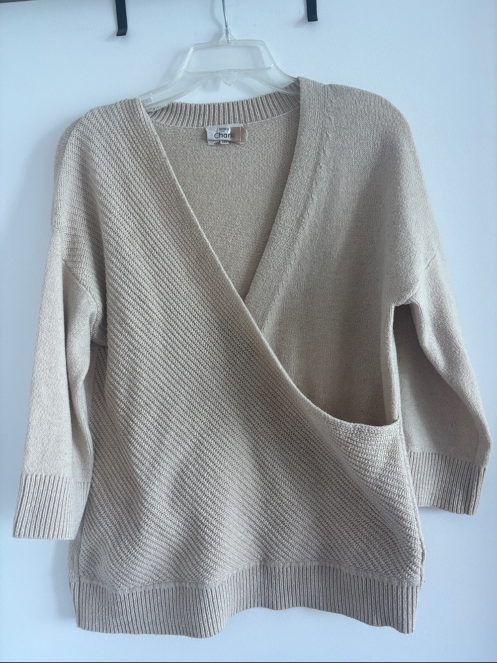 Charli Size XS/S V-Neck Sweater